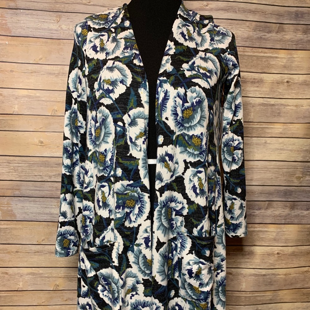 Lularoe Sarah size Small